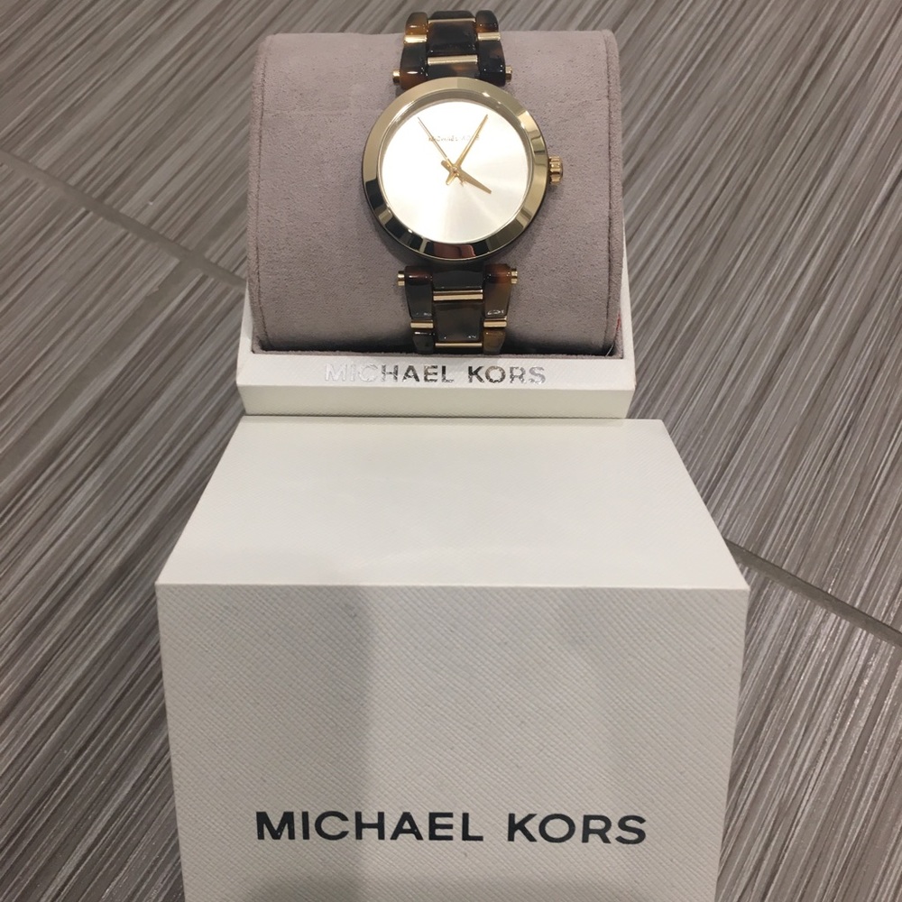 New Michael Kors Women’s watch